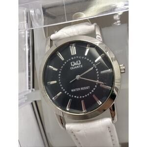 Citizen Q&Q Womens White Leather Watch Works New Battery